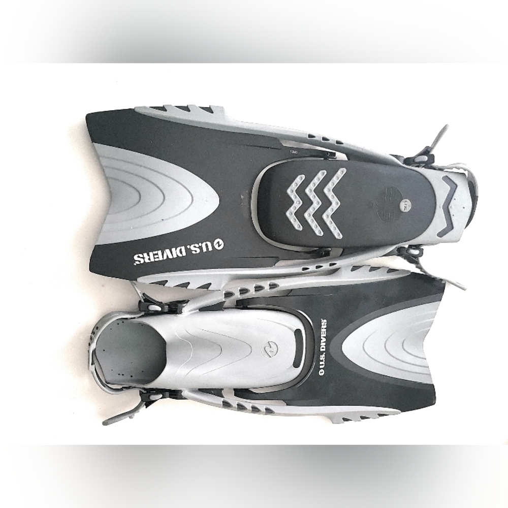 US Divers Swim Fins/ Flippers. Size L/ XL